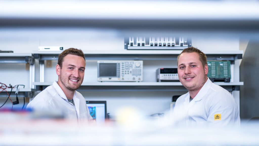 Power Semiconductors and HiL test systems SET GmbH